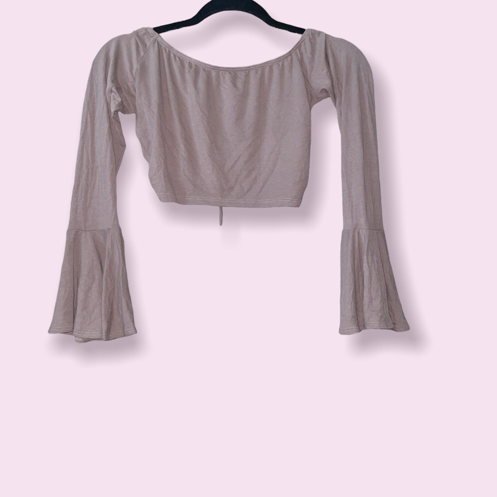 Bell sleeved cropped blouse with tie up back!! ( NEW)